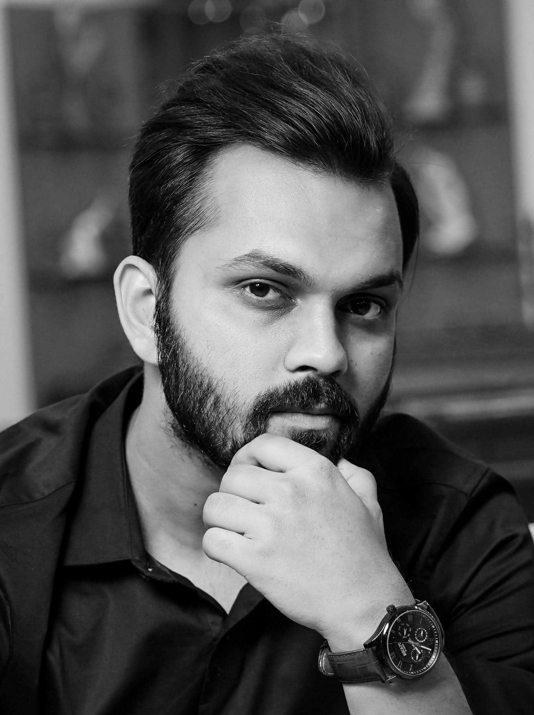 Manish Sthool — professional photographer and digital marketer